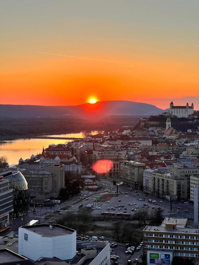 Voir Apartment Bratislava Ngoại thất bức ảnh