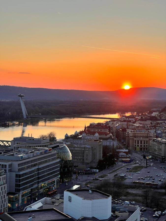 Voir Apartment Bratislava Ngoại thất bức ảnh